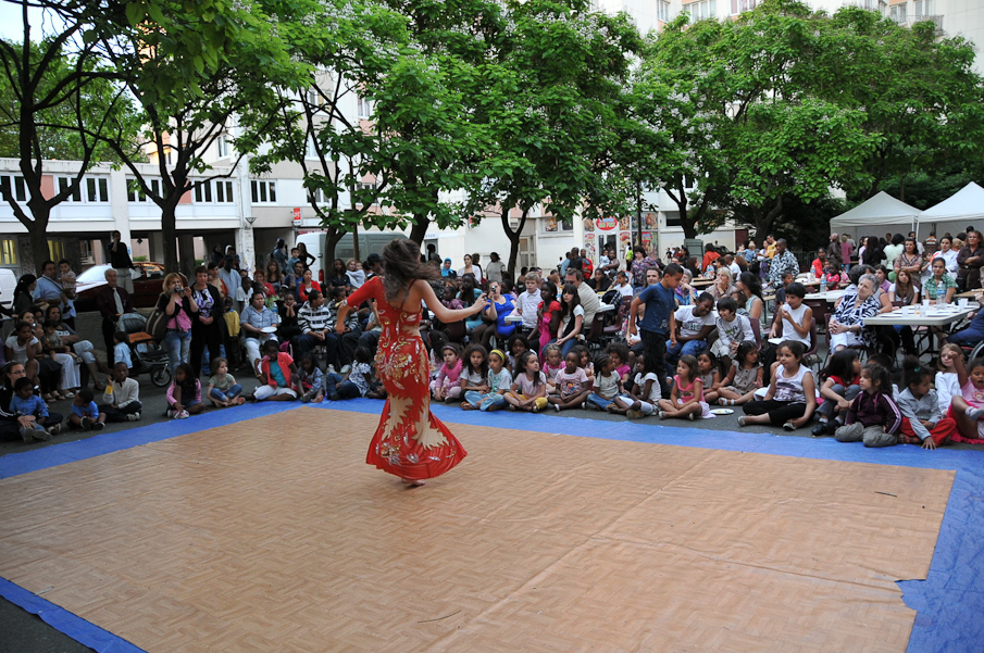 Maison de Quartier Champs Elysees Evry - Danse Orientale 153.jpg